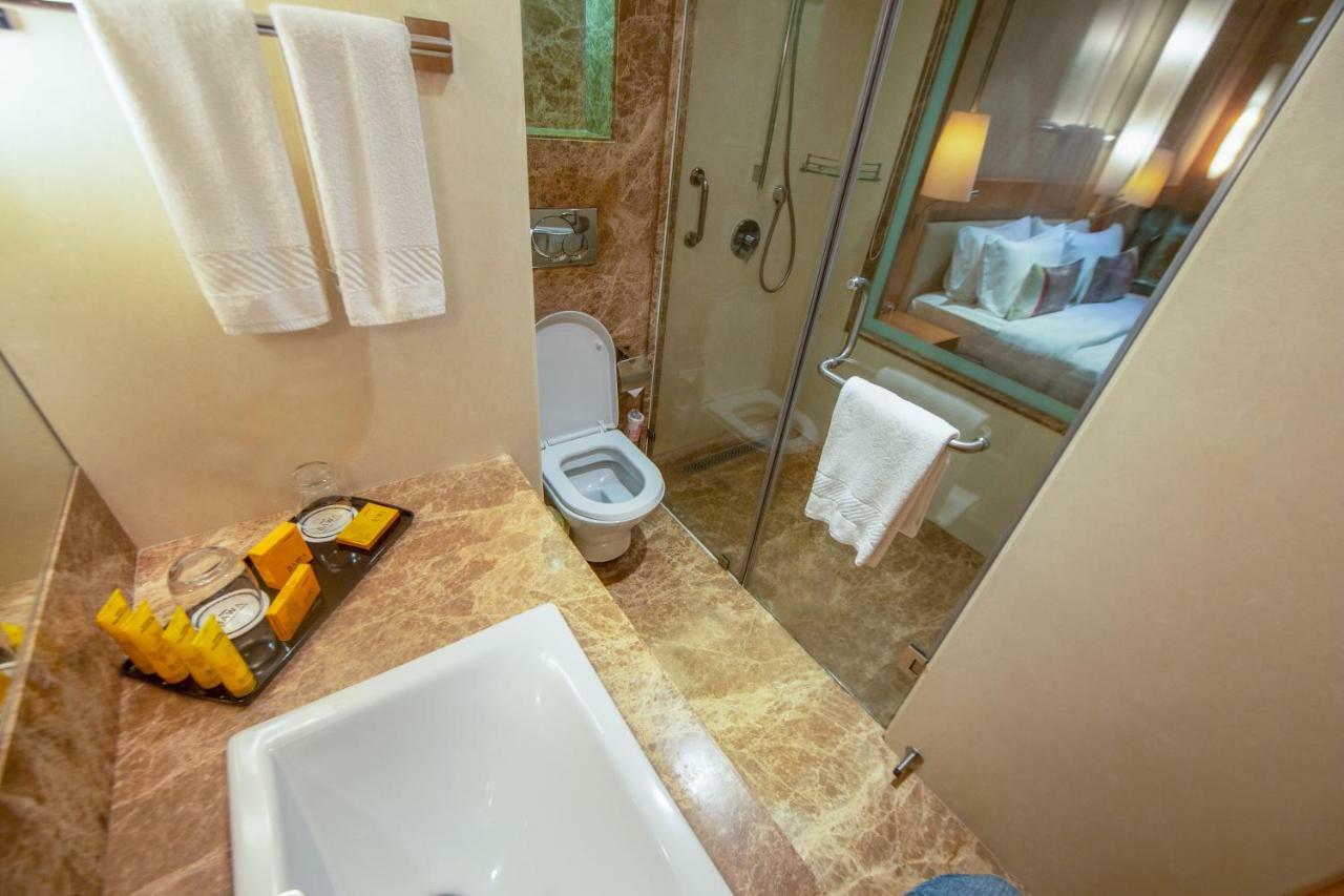 Hotel Bawa International Mumbai Kültér fotó